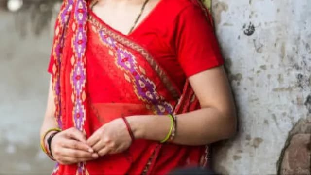 Mainpuri News: पति के भाभी के साथ है अनैतिक संबंध विरोध करने पर विवाहिता को घर से निकाला