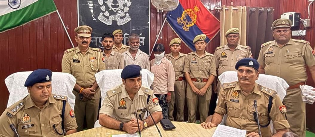Mainpuri News: ऑटो में बिठाकर बेटी और पिता करते थें महिलाओं से लूट