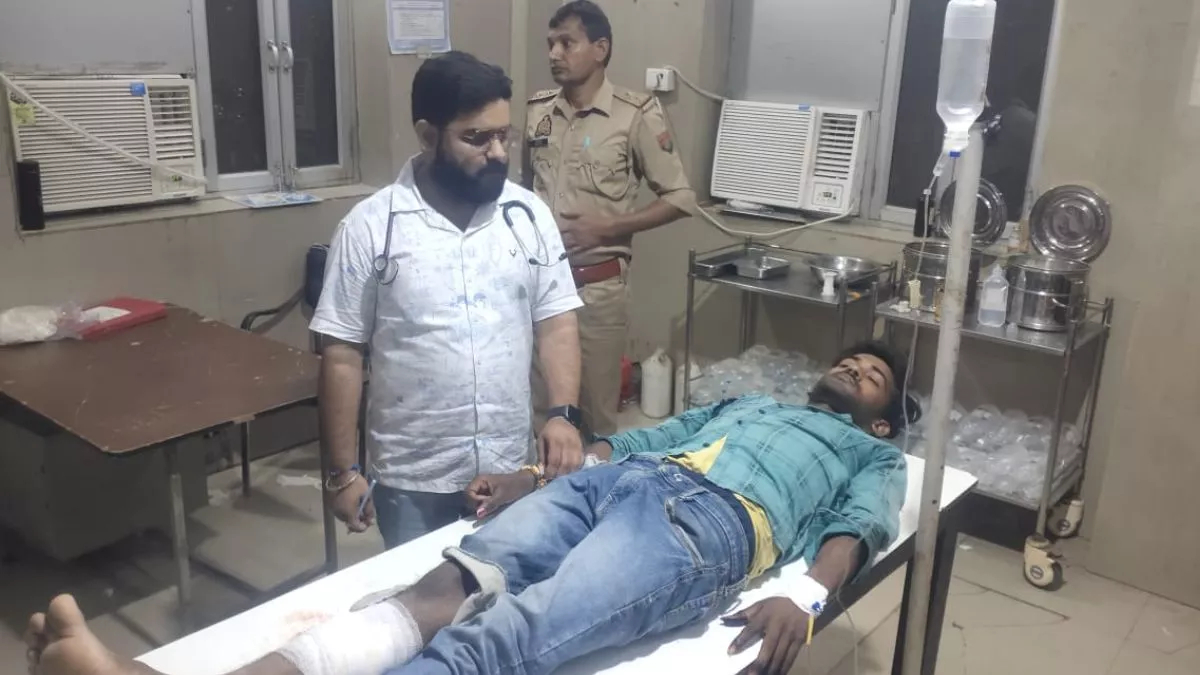 Mainpuri News:पुलिस मुठभेड़ में बदमाश के पैर में लगी गोली, घायल