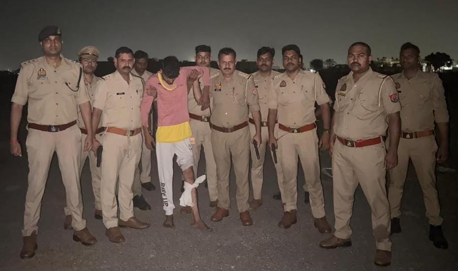 आगरा-24 घंटे में हत्या का खुलासा, मुठभेड़ में घायल आरोपी गिरफ्तार
