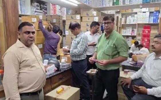 Agra News:आगरा में करोड़ों की नकली दवा का खेल