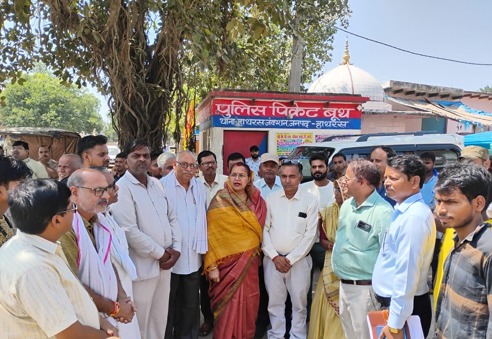 Hathras News: वादे से विजय तक:- अंजुला माहौर ने सेंगर समाज का सपना किया साकार, ठाकुर मलखान सिंह की भव्य प्रतिमा स्थापना का रास्ता हुआ साफ