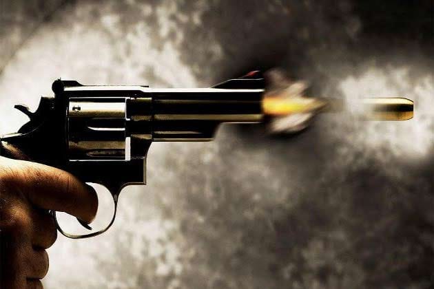 Agra News:भैरों बाजार में संपत्ति विवाद में महिला को गोली मारी , घायल अवस्था में अस्पताल में भर्ती