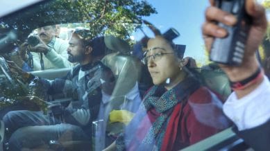 दिल्ली चुनाव परिणाम 2025 लाइव अपडेट: भाजपा द्वारा राजधानी पर दोबारा कब्ज़ा करने के एक दिन बाद आतिशी ने सीएम पद से इस्तीफा दिया