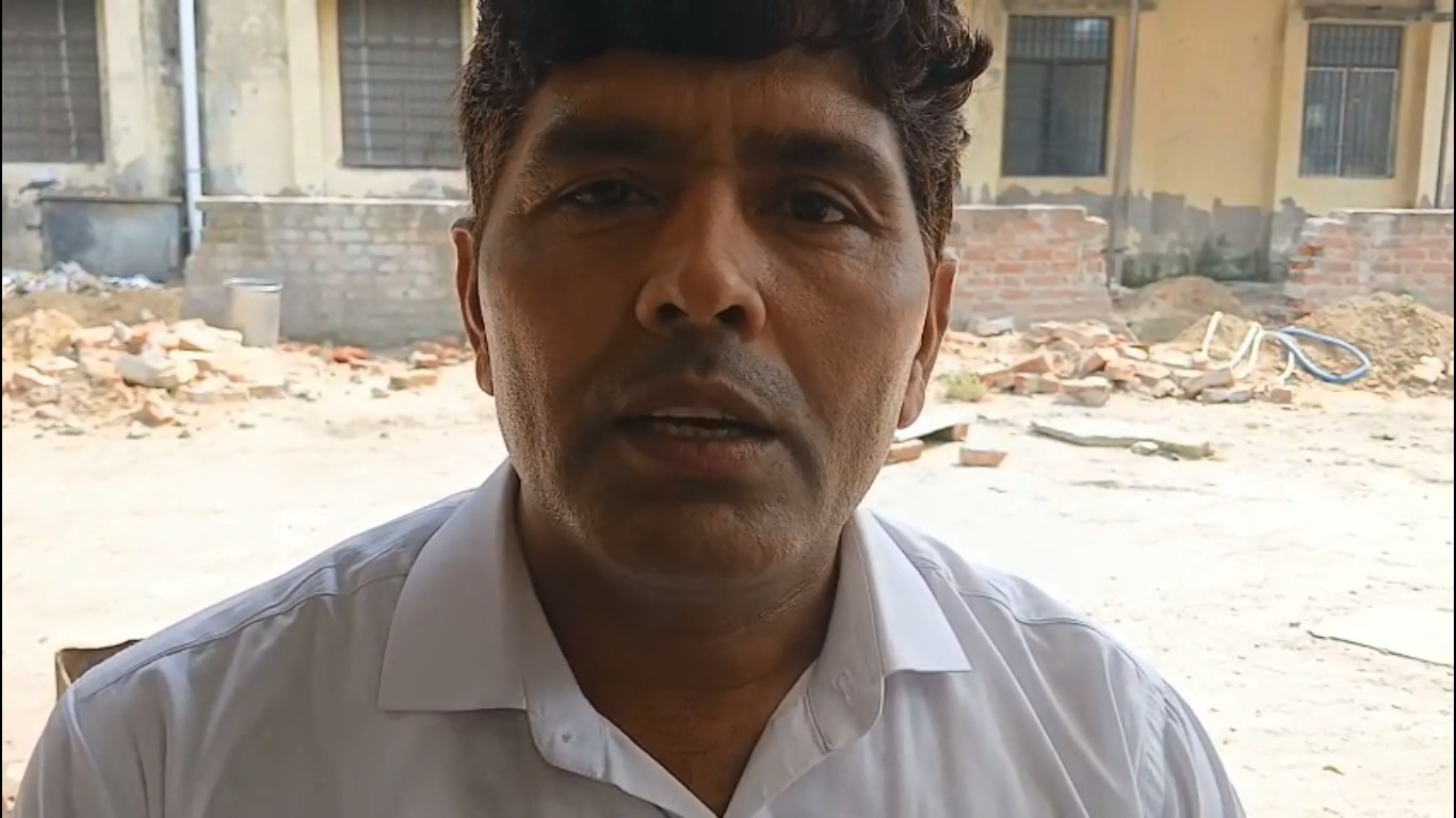 Mainpuri News:विद्युत विभाग के लाइनमैनो का फर्जी चेकिंग, मीटर बदलने का गिरोह सक्रिय
